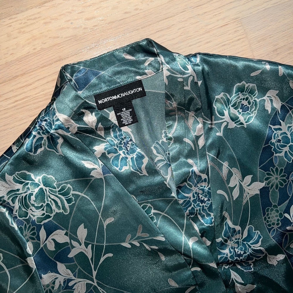 Norton Mcnaughton VTG Green Floral Top Women size 12